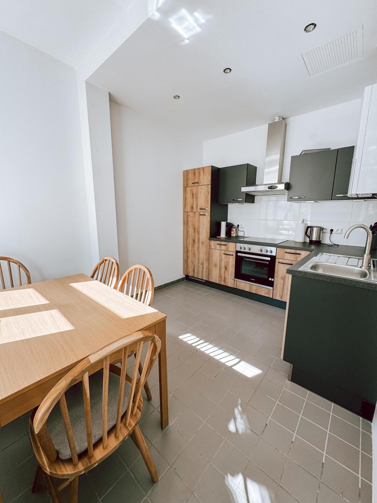 וינה Zentrales Apartment Naehe Schoenbrunn - 5 Pers מראה חיצוני תמונה